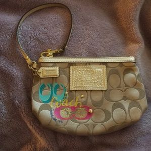 ❤Coach Wristlet